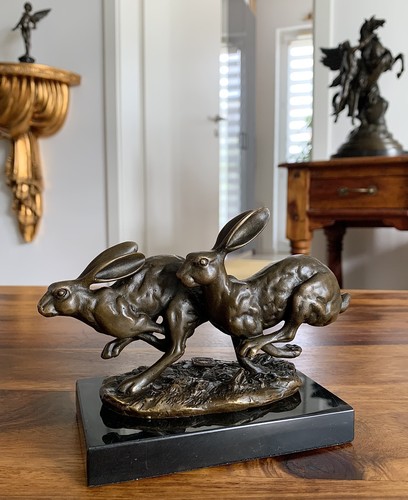 Bronzefigur hasen skulptur - bronzefigur,