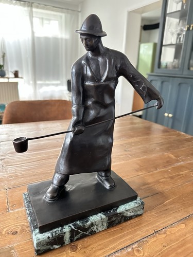 Bronze figur näbronzeguss - bronze,