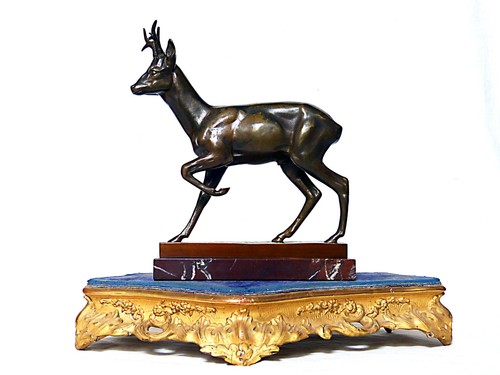 Bronzefigur auf marmorsockel - auf, +