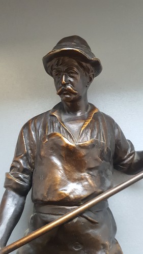 Bronzefigur der schmied mit - schmied,