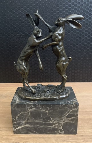 Bronzefigur hasen skulptur - hasen,