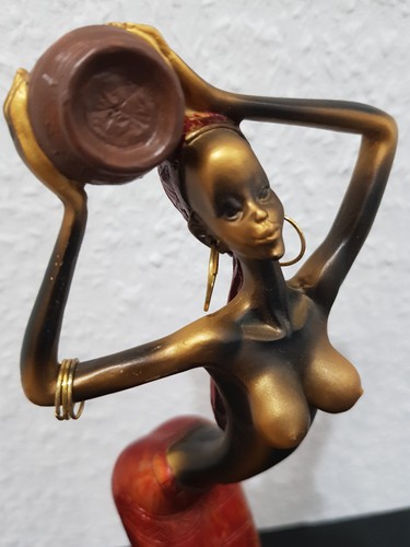 Sehr schöne bronzefarbene
