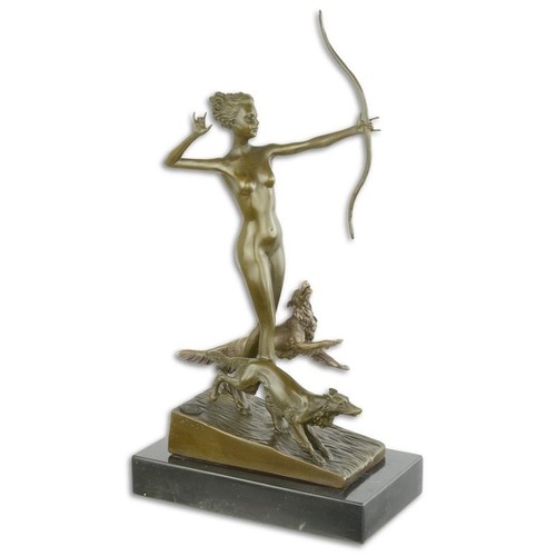 Bronzefigur frau mit - bronzefigur, und