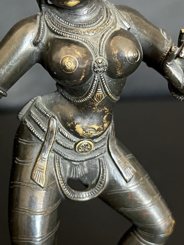Antike bronze statue - bronze, nymphe